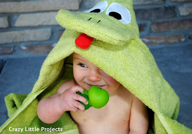 Frog Hooded Towel Tutorial and Pattern