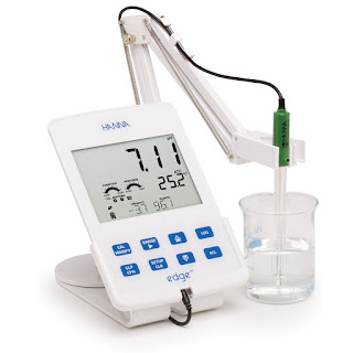 Cara pengukuran pH ada beberapa macam antara lain menggunakan kertas pH (kertas lakmus) dan menggunakan alat elektronik misalnya pH meter digital. 