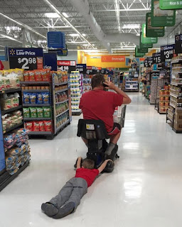 Most Funny Images And Funny Peoples In shopping Moles Most Funny Images And Funny Peoples In shopping Moles, अक्ल का अंधा जब शॉपिंग करता है तो क्या होता है देखें इन तस्वीरों में, हंसी को रोक पाना आसान नहीं होगा (Most Funny Images And Funny Peoples In shopping Moles), Funny Images, Funny Images In Hindi, Most Funny Images, Latest Images For Fun, Latest Funny Images