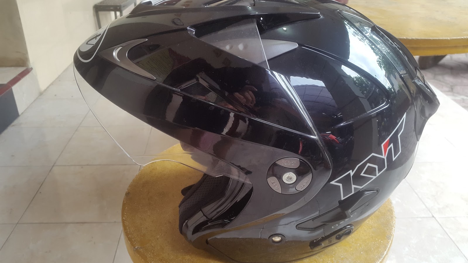 Percaya atau Tidak Helm Ini kuat dan Tahan Lama CHEATERANDRE