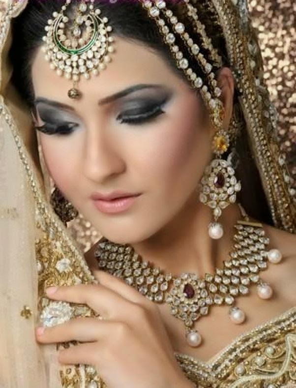 RevolutionaryTrends Latest Jewellery Designs For Women/Girls