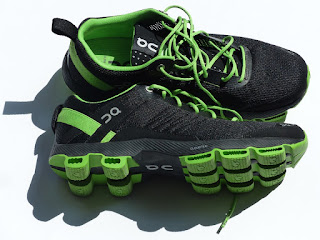 Jenis dan Model Sepatu Lari/Running Jenis dan Model Sepatu Lari/Running