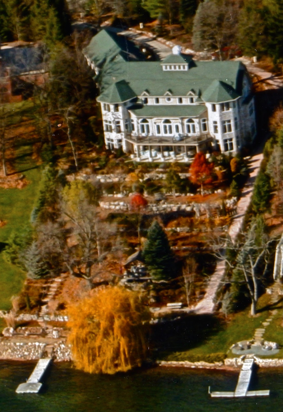 Luxury Lakefront Home in Grand Tradition or Corporate Retreat in Ann