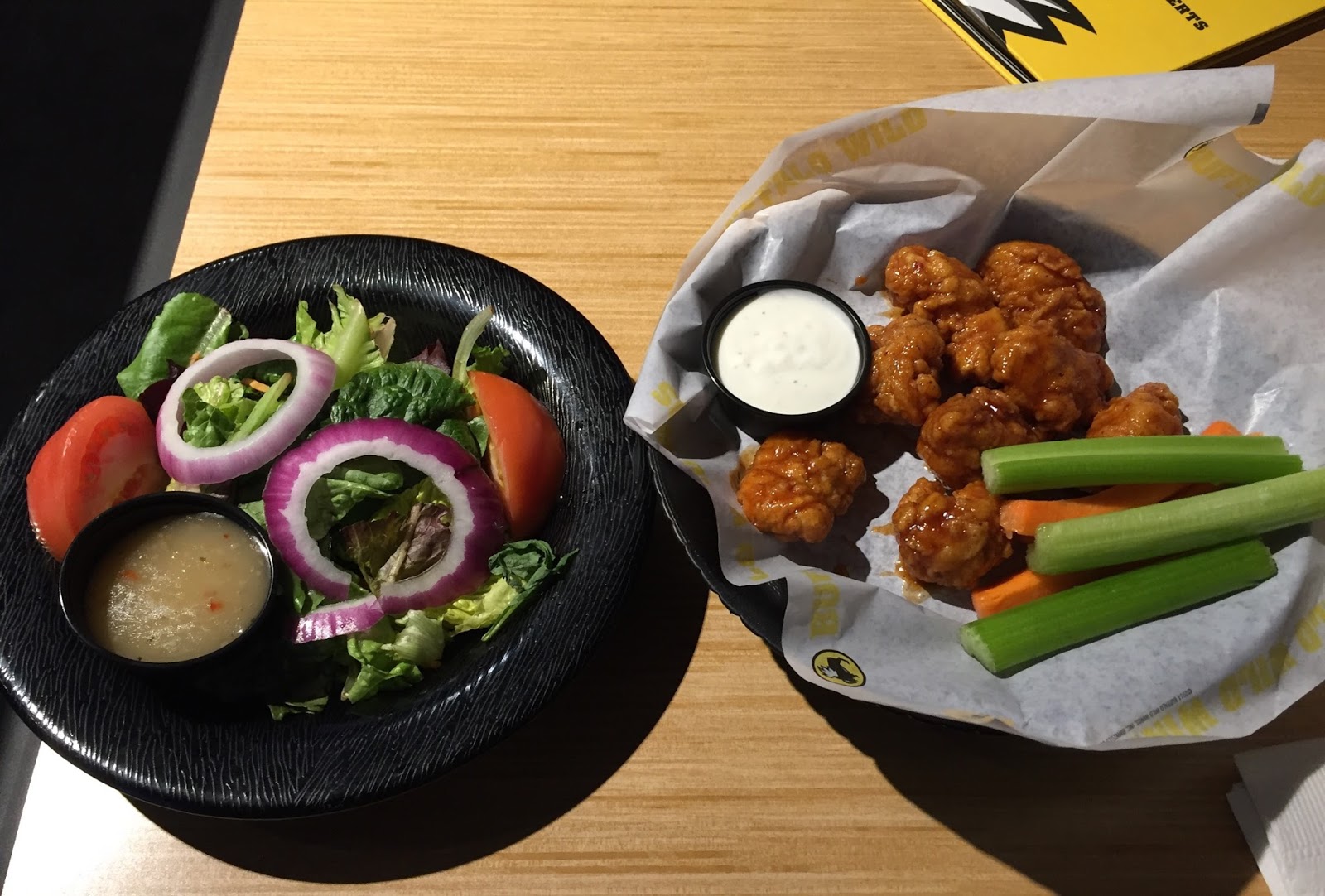 Spicy Strawberry Sriracha From Buffalo Wild Wings / バッファローワイルドウィングスの