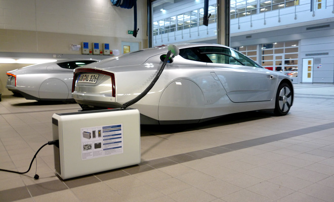 Volkswagen XL1 charging via external charger