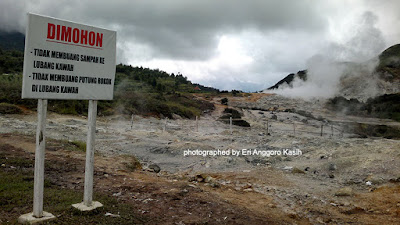 Kawah Sikidang. Kawah Sikidang.
