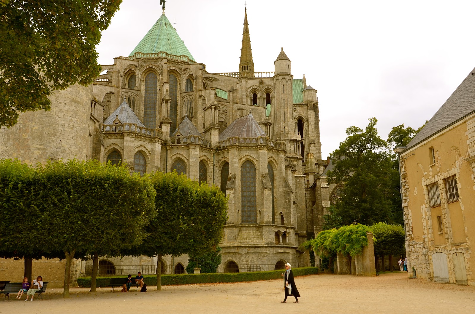 Paris Rendezvous and Beyond: A Day Trip from Paris...Chartres