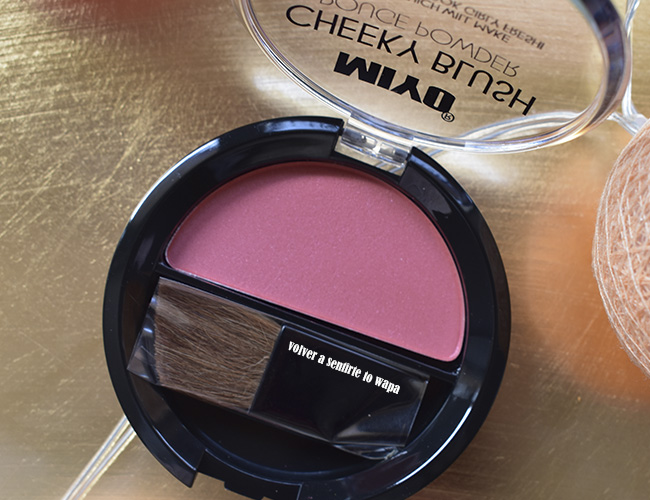 Colorete Cheeky Blush de Miyo en el tono 04 Apple Colorete Cheeky Blush de Miyo en el tono 04 Apple