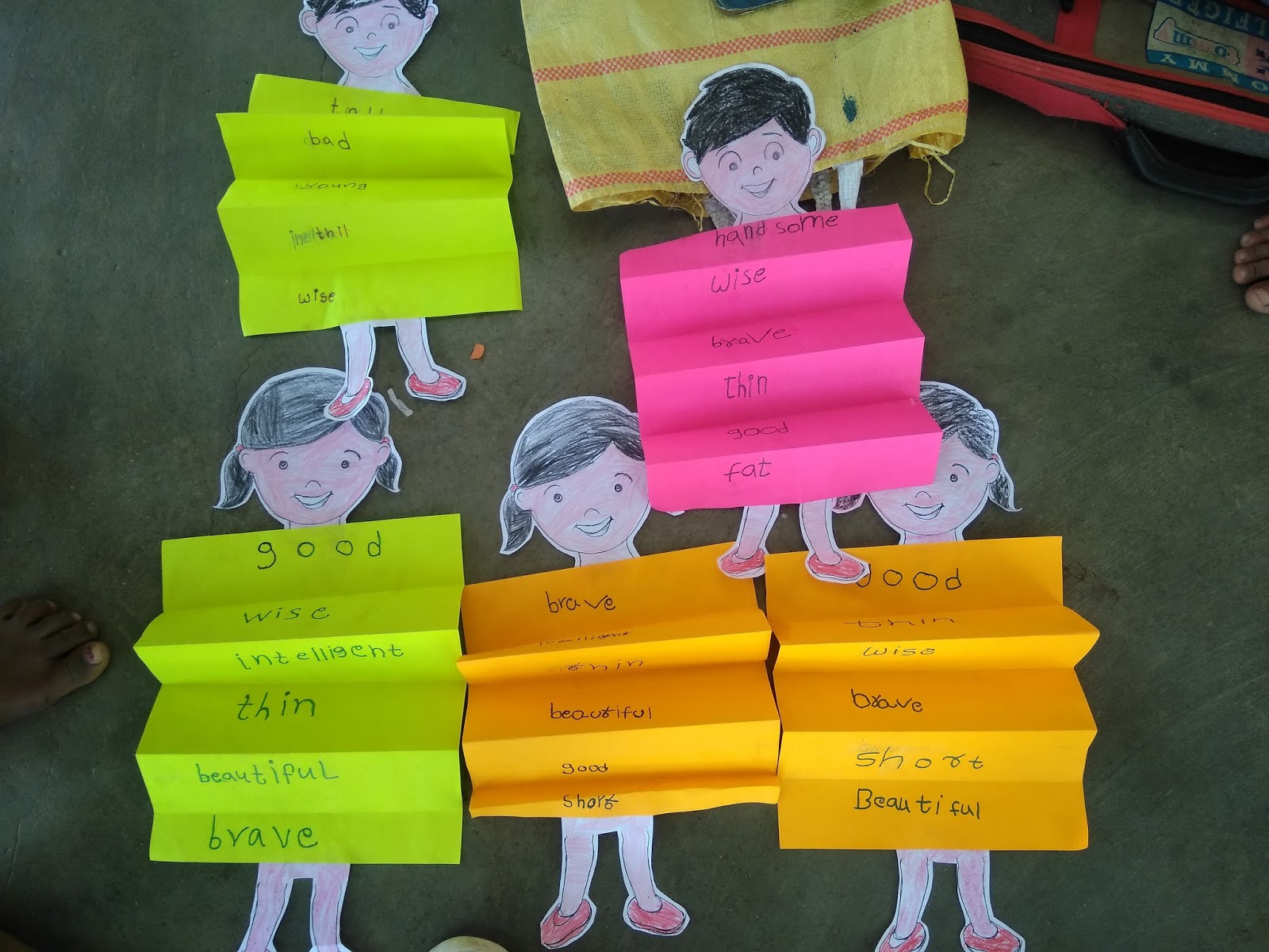 A fun way to teach adjectives Language and Craft activity.