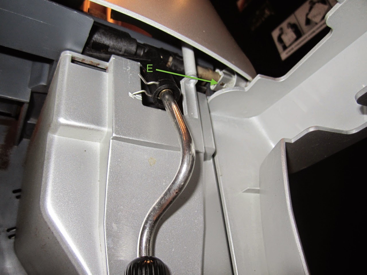 Saeco Vienna Plus—How to Fix and Replace the Dosing Microswitch