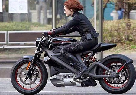 Motor Harley Davidson versi Naked Nongol di Film Avenger 2 | JENIS MOTOR