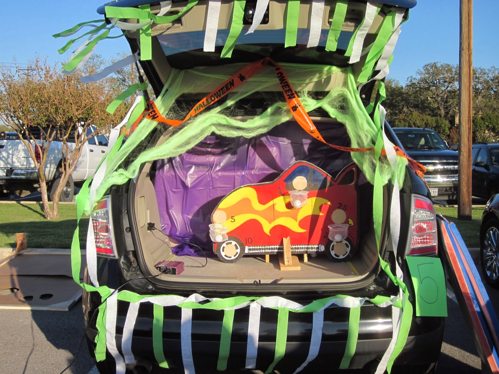 IDEAS UNLIMITED: TRUNK OR TREAT DECORATING IDEAS