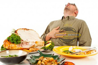 Makan Dengan Porsi Yang Besar Bisa Memicu Kepala Pusing Makan Dengan Porsi Yang Besar Bisa Memicu Kepala Pusing