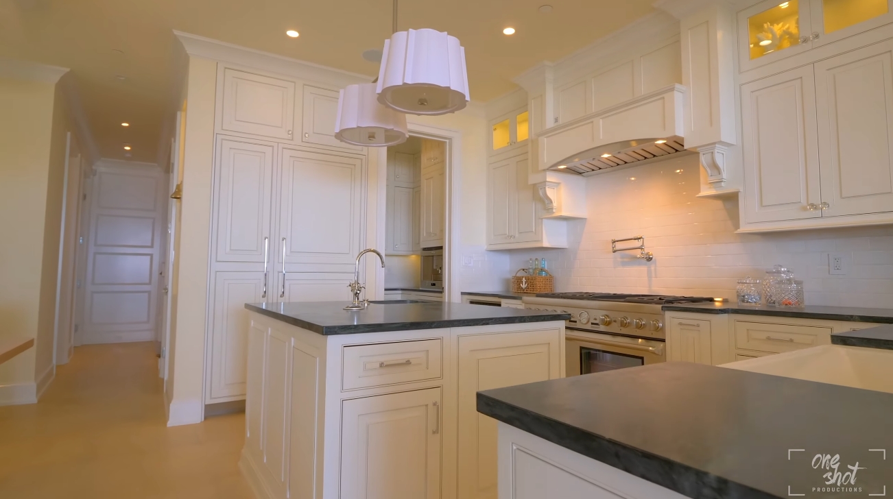 22 Photos vs. Step Inside $10 Million Dollar Beachfront Luxury Home vs. Interior Design Tour