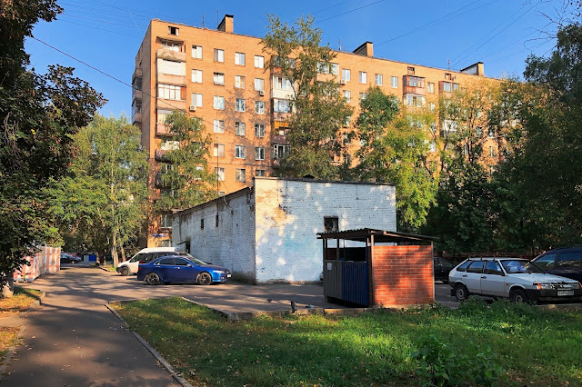 2-я Владимирская улица, дворы | 2nd Vladimirskaya ulitsa, courtyards