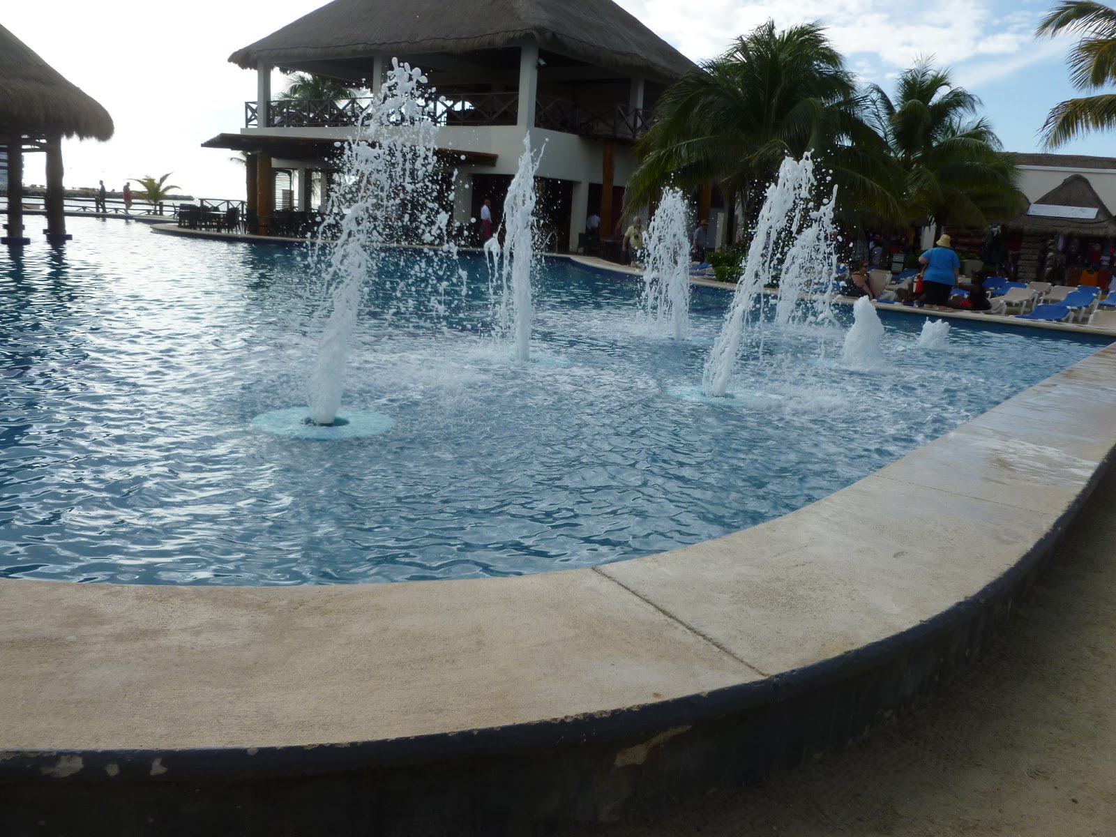 Photoops Fountain Lagoon Fountain Costa Maya, Quintana Roo, Mexico