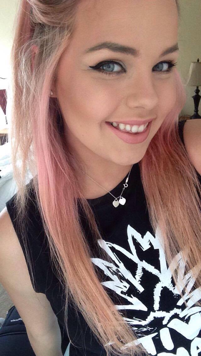 Review Bleach London Rosé Hair Dye & Shampoo and Conditioner