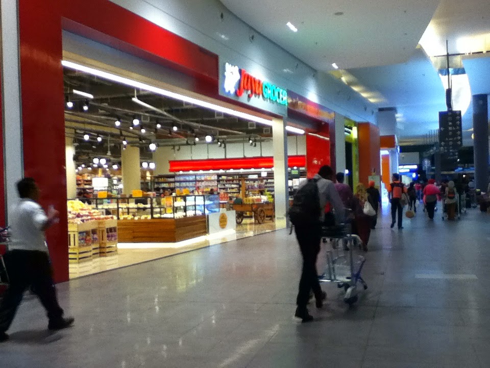Dreamland Traveller: Luasnya Bandara klia2 Kuala Lumpur