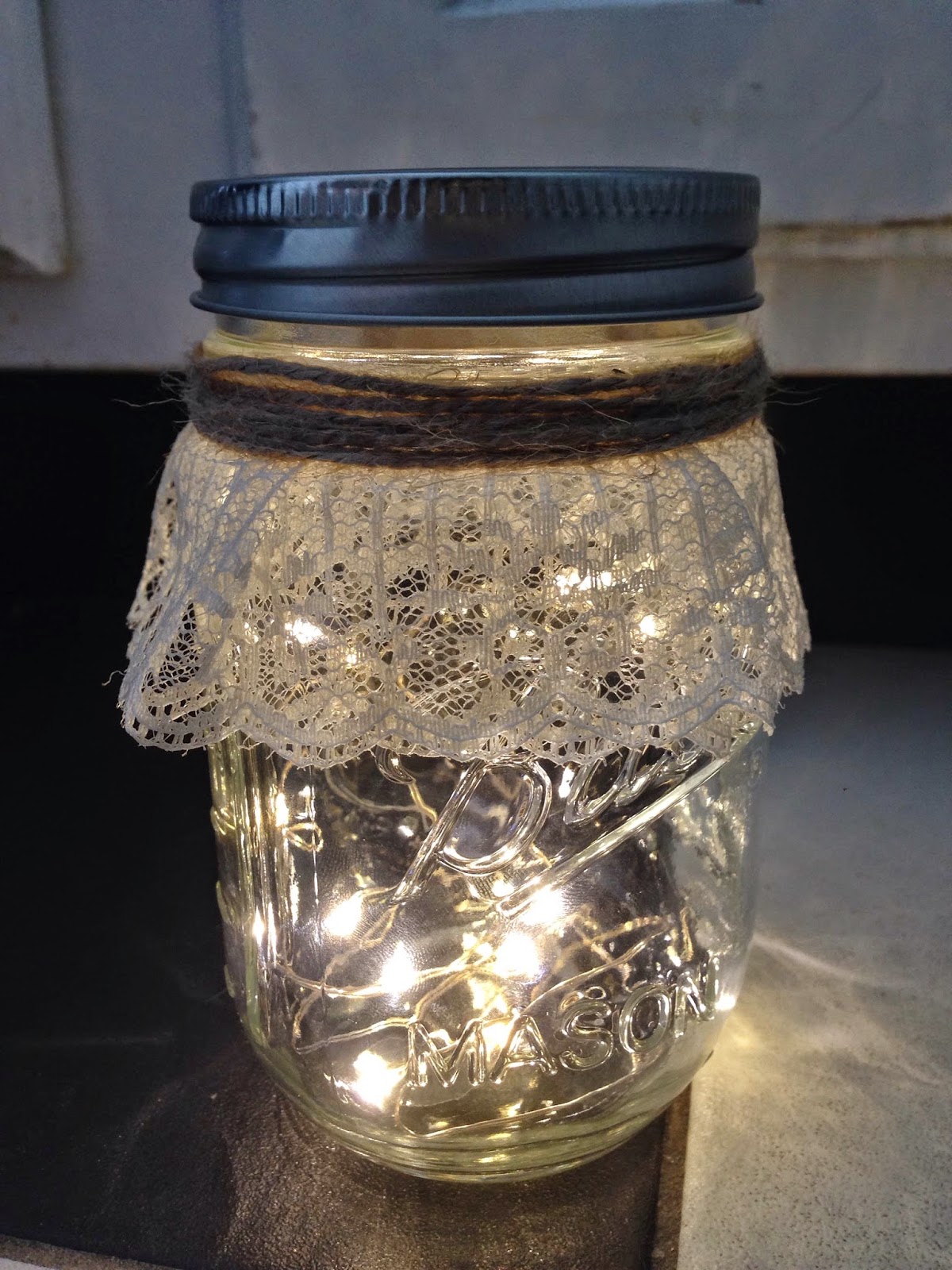 Life as a Junicorn DIY Fairy Light Mason Jar Nightlight!!