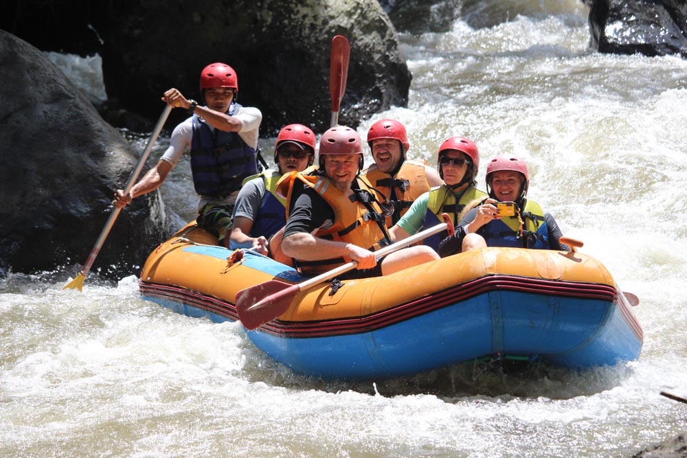 Recommended Shoes For White Water Rafting Recommended Shoes For White Water Rafting