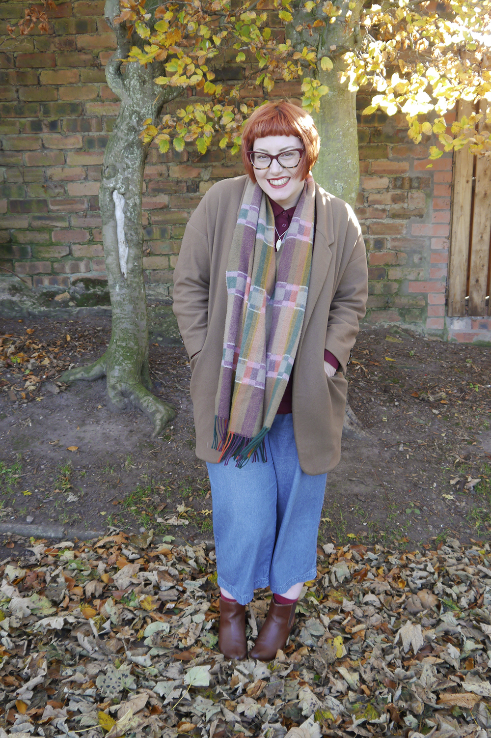 Autumn colours and transitional dressing Scottish blogger Helen from Wardrobe Conversations dresses for the changing seasons