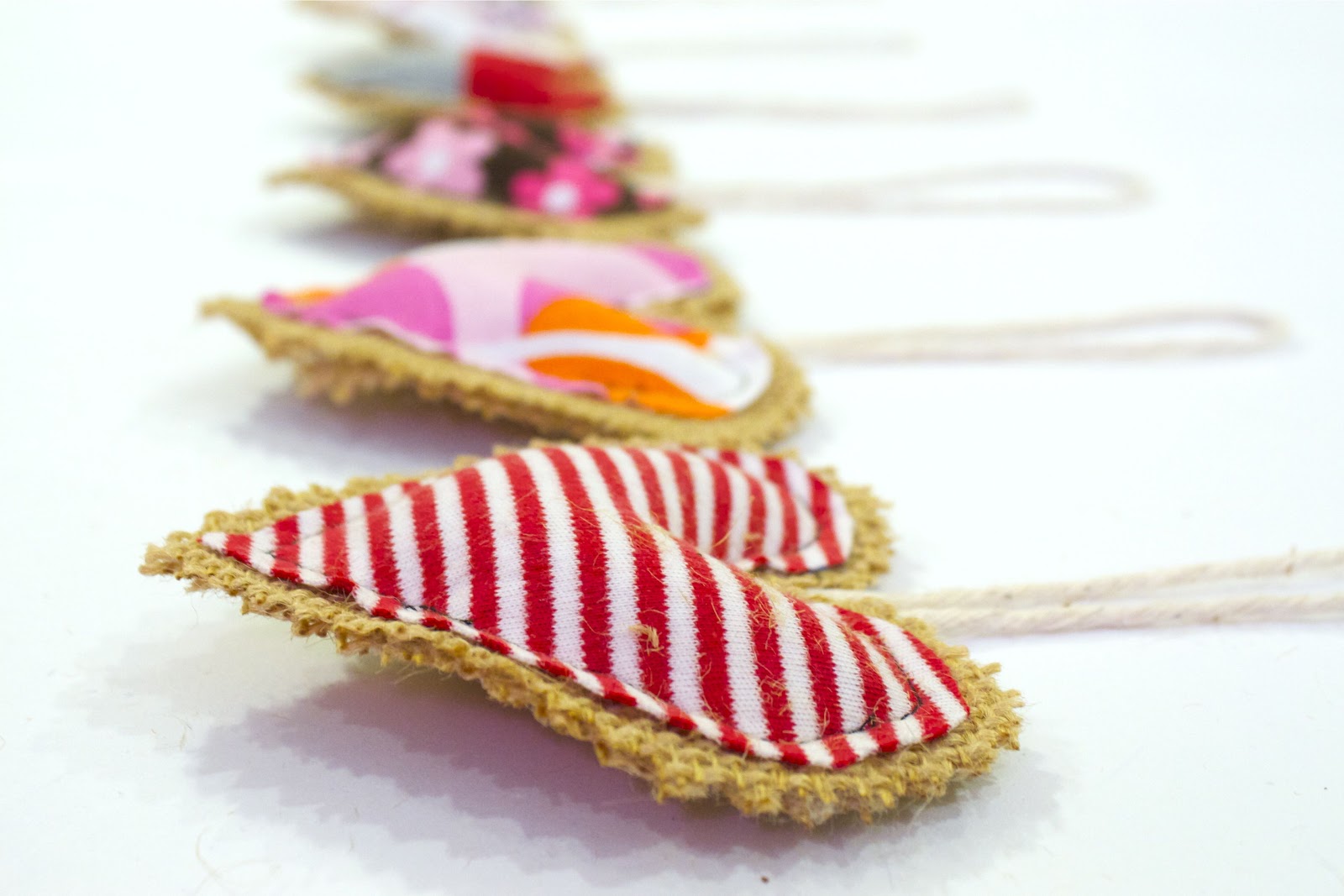 Zaaberry Burlap Heart Ornament Tutorial