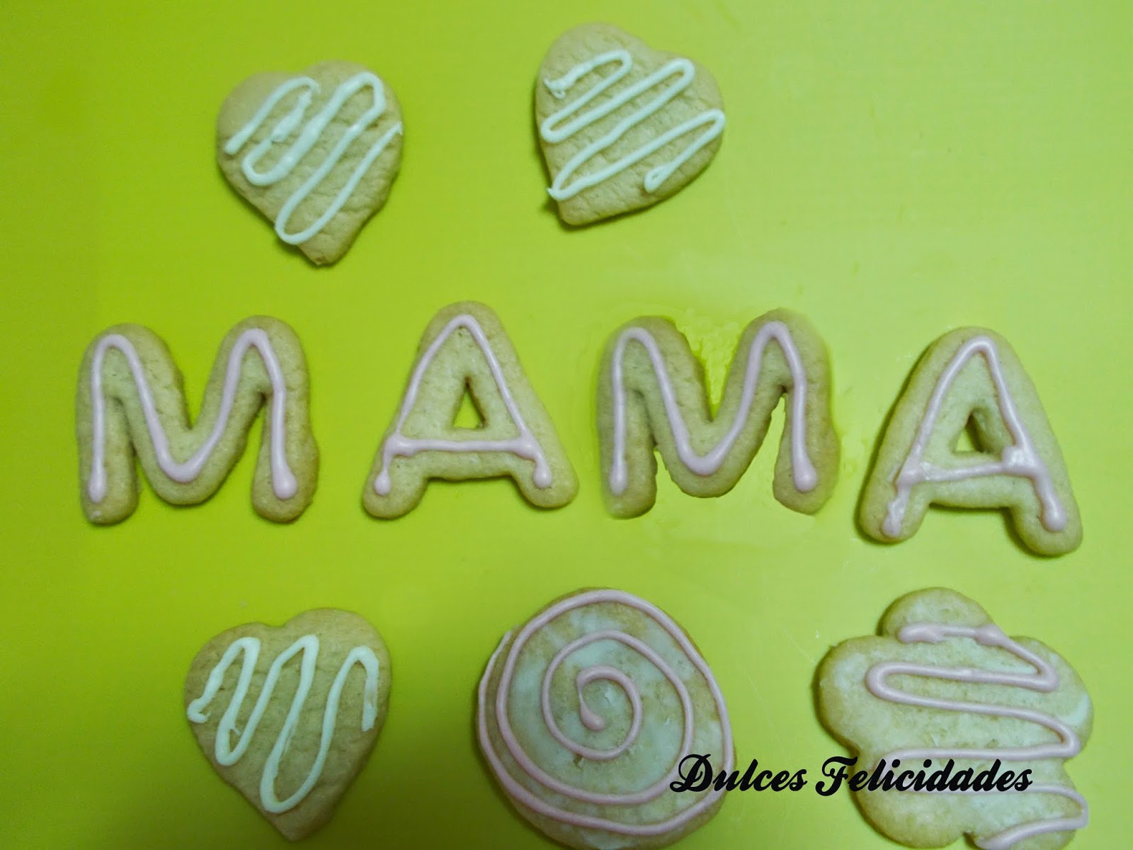 Galletas con aceite de girasol decoradas para el día de la madre Galletas con aceite de girasol decoradas para el día de la madre