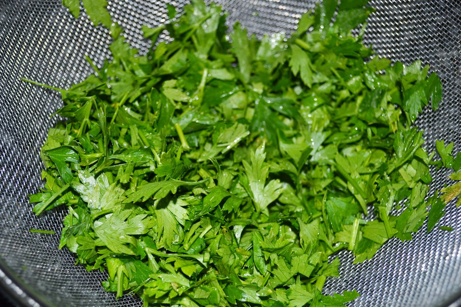 BeyazBegonvil: Maydanoz Nasıl Kurutulur?