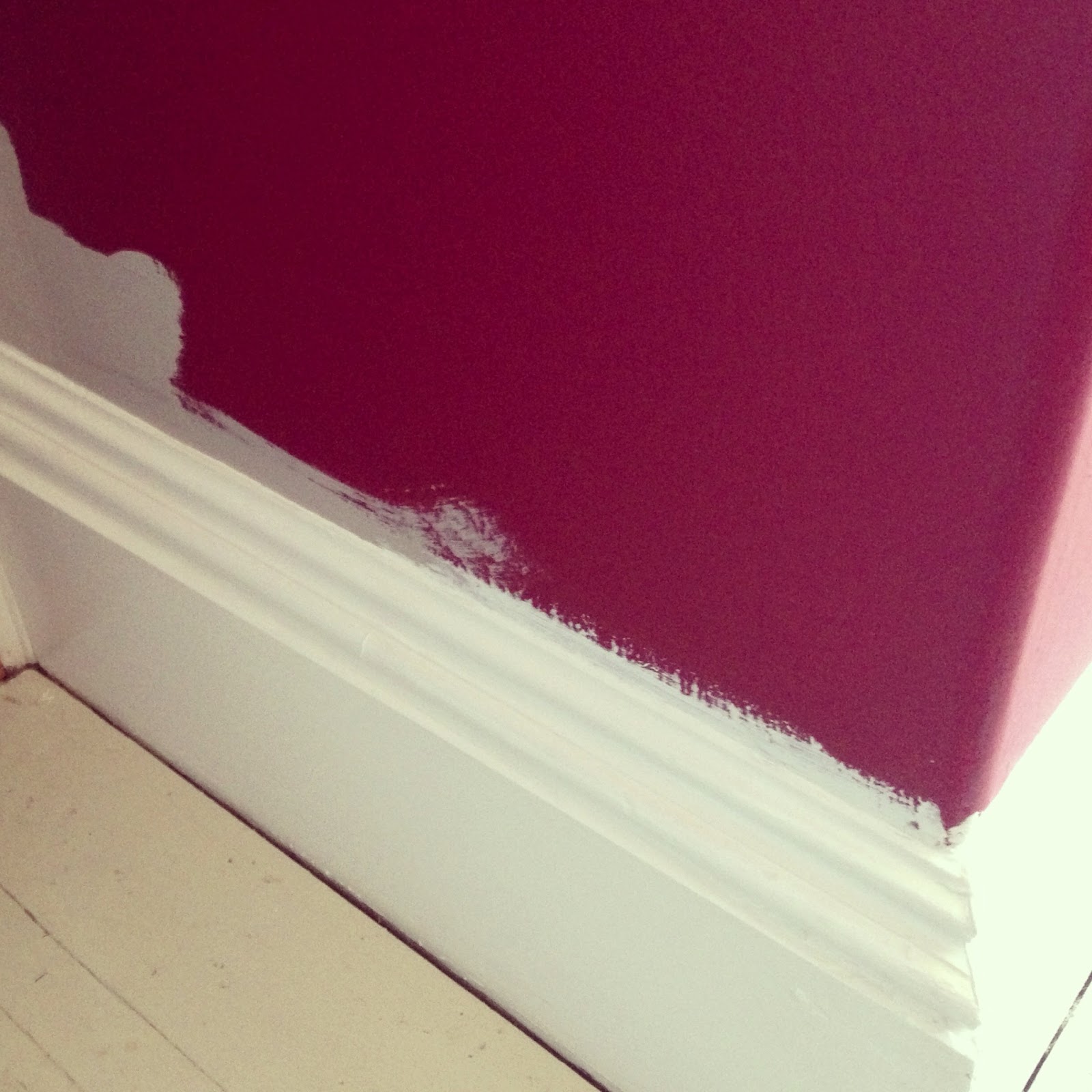 Shannon K. Wheeler How to paint old plaster walls WITHOUT painter's tape.