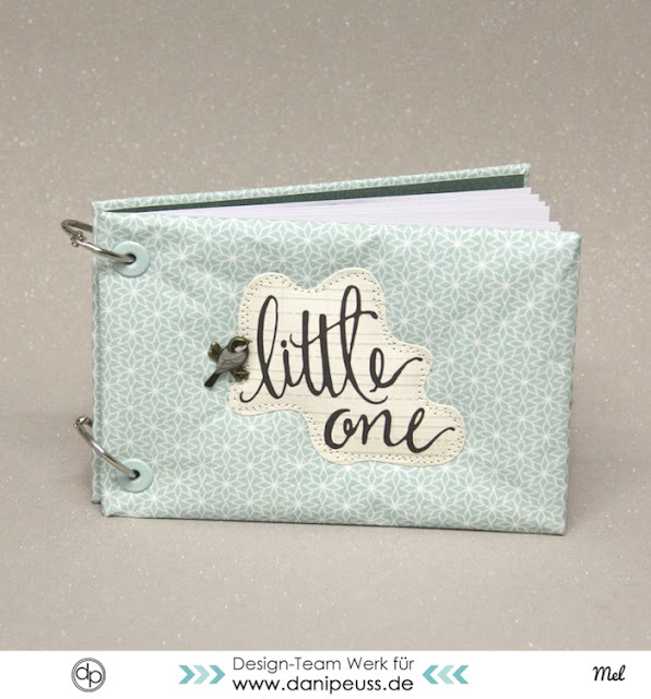 http://danipeuss.blogspot.com/2016/06/gefulltes-babyalbum-little-one-mit-stoffcover.html