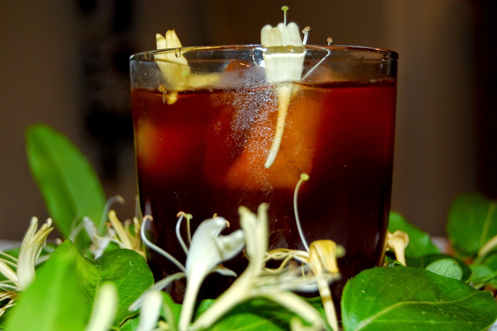 Honeysuckle Tea Benefits Healthy Tea 101