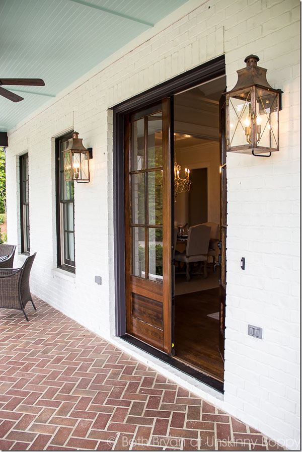 5 Beautiful examples of haint blue porch ceilings.