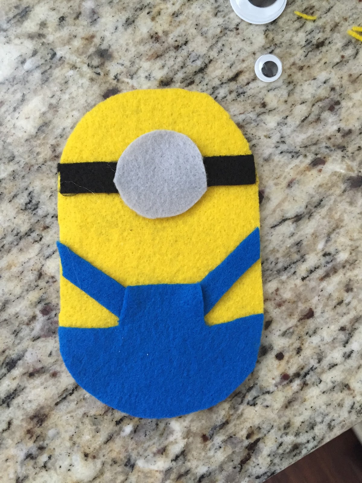 my-slice-of-life-diy-felt-minions-free-printable-pattern