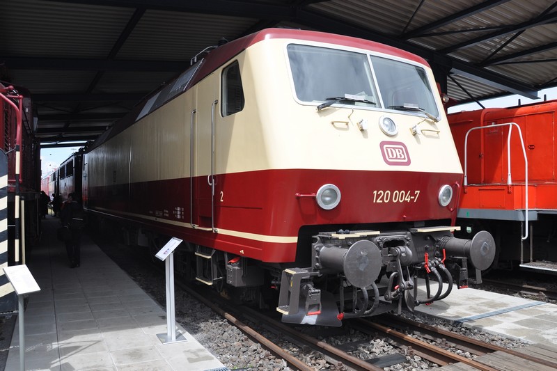Frank103 Lokomotievenpark Marklin 37537 De Bouwserie 120