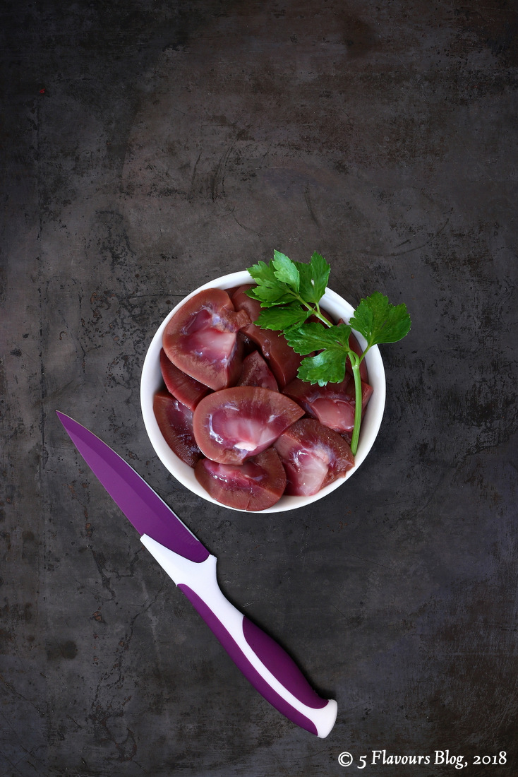 Curried Lamb’s Kidneys with Peas and Mango