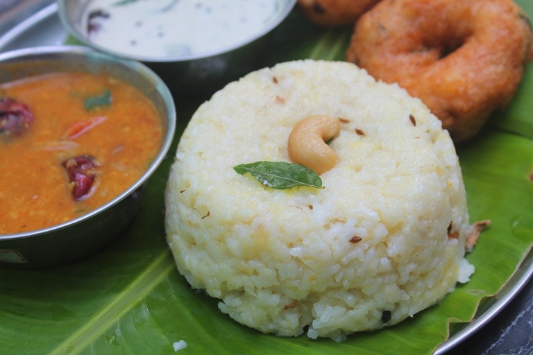Ven Pongal Recipe / Ghee Pongal Recipe / Pongal Recipe Yummy Tummy