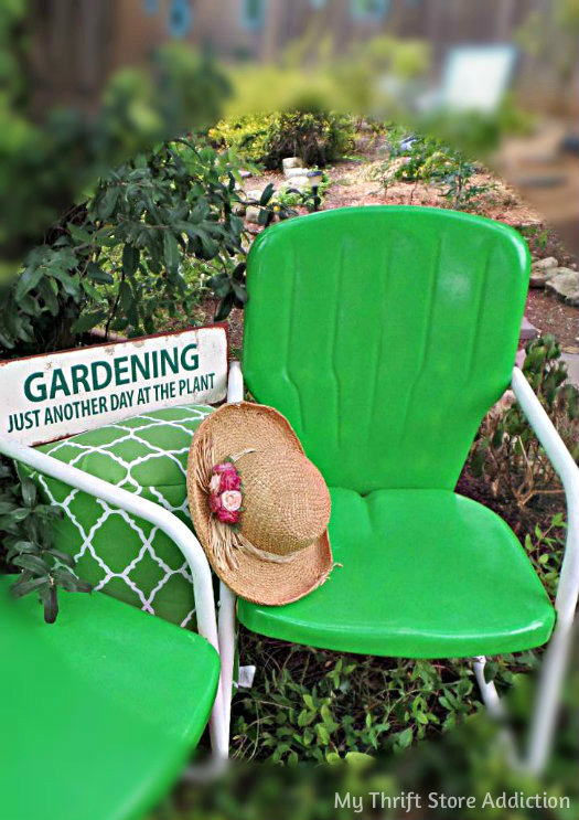 Signs of Spring at Secret Garden Herbs mythriftstoreaddiction.blogspot.com  A cheerful resting spot created from yard sale chairs