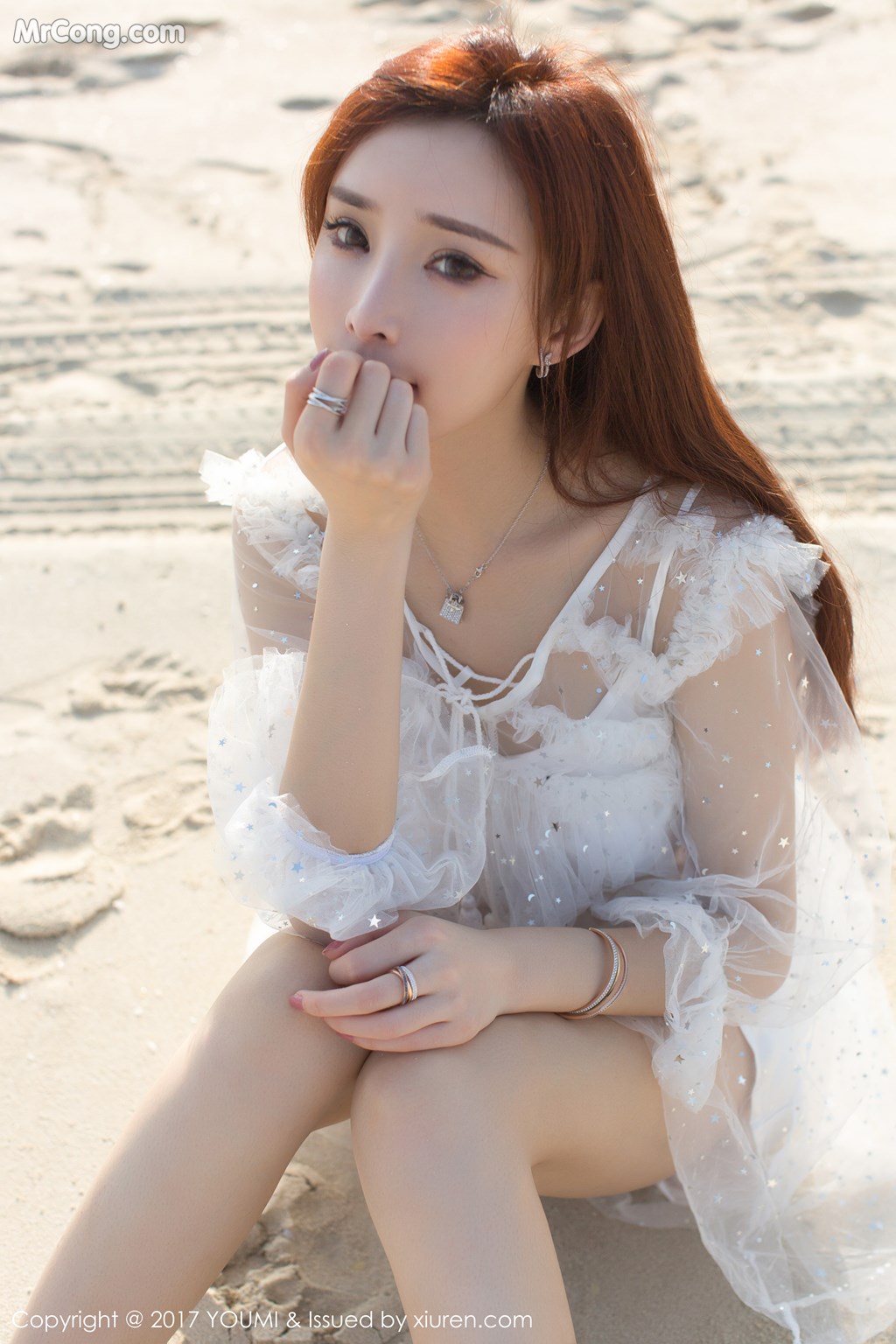 YouMi Vol.092: Model 土肥 圆 矮 挫 穷 (45 pictures) photo 1-3