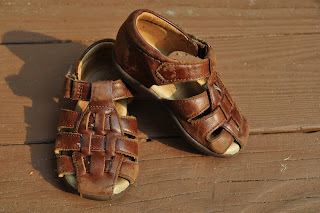 sandal selling stuff