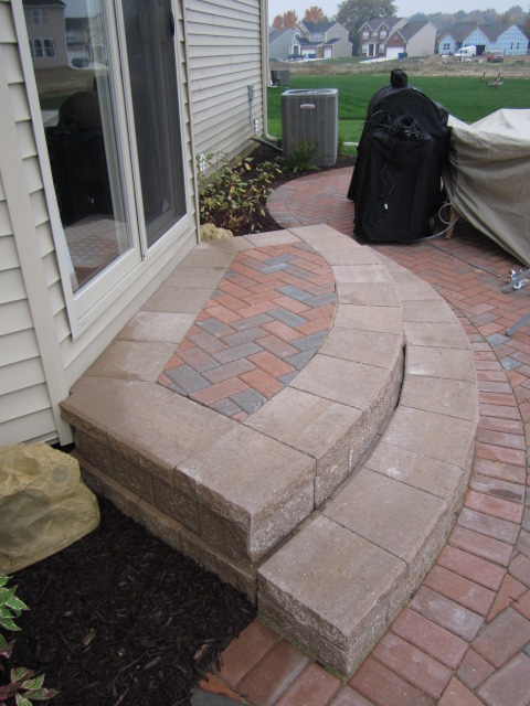 Proper Paver Steps For Bay Windows, How To Build Patio Steps With Pavers