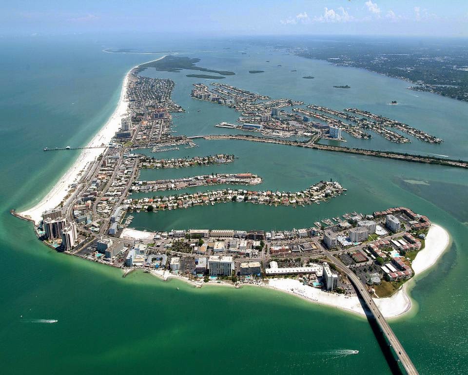 Clearwater Beach Florida Waterfront Homes and Condominiums