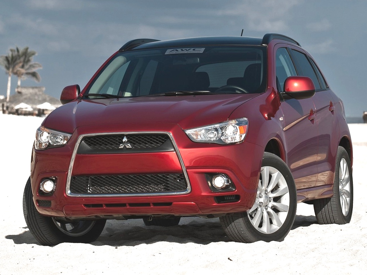 Mitsubishi Outlander 2014 | Views-Car