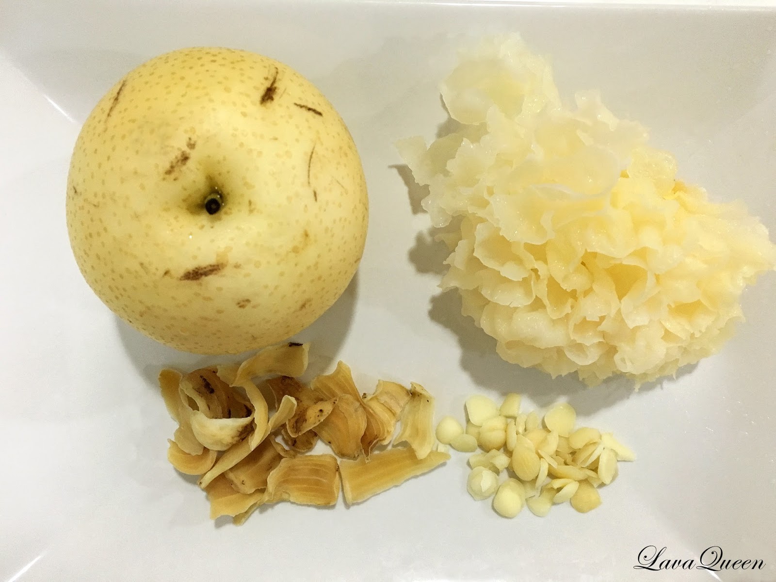 SNOW PEAR SOUP WITH WHITE FUNGUS AND CARROT Lava Queen