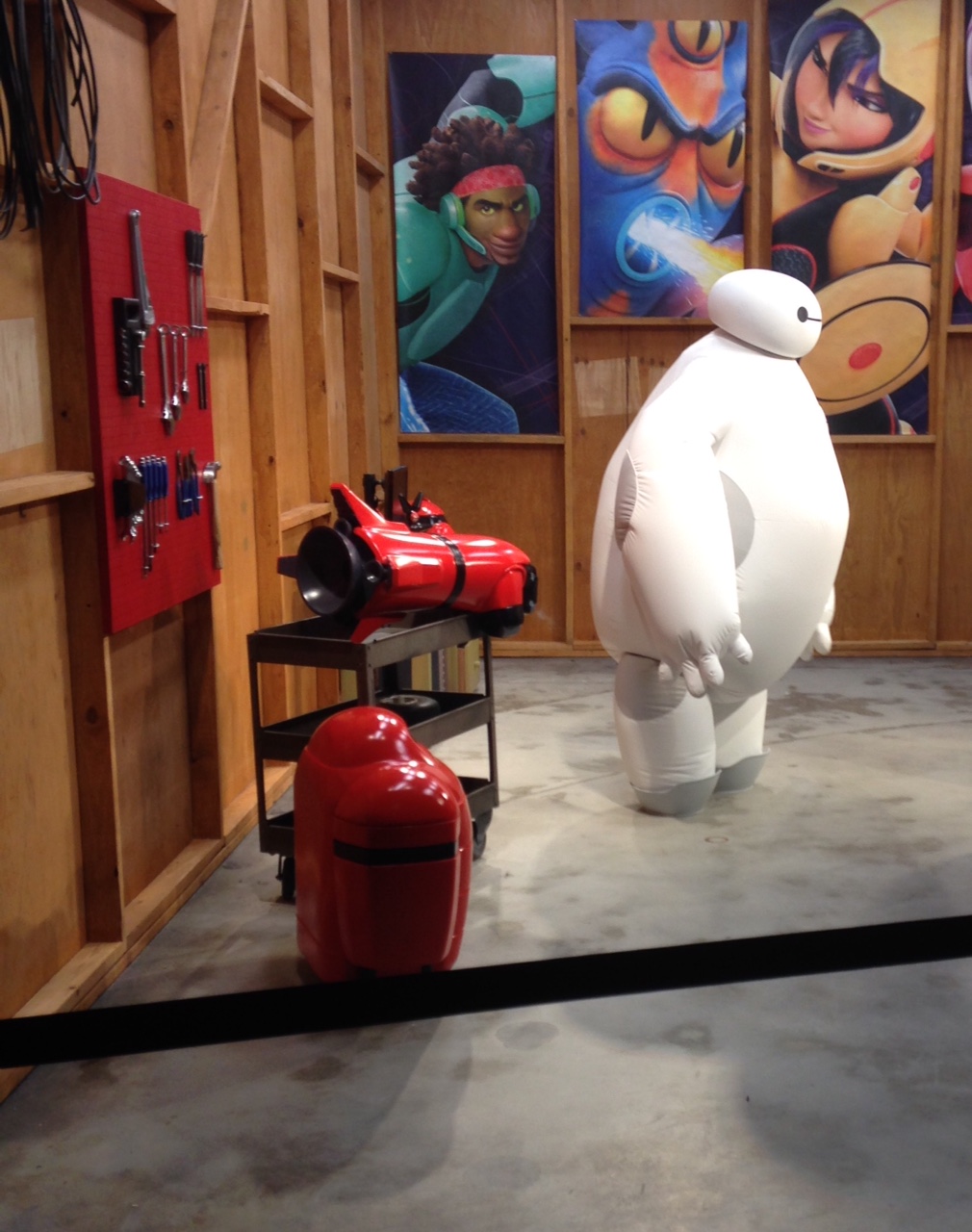 Robotics Under the Stole Robots at Disney World and Epcot