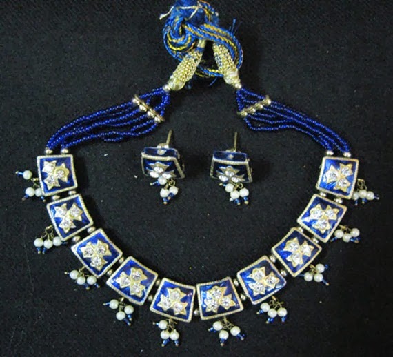http://www.funmag.org/fashion-mag/jewelry-designs/indian-traditional-jewelry/