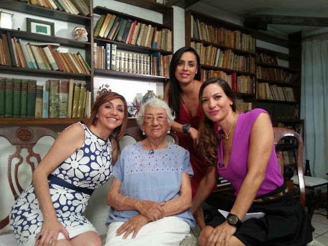 RED DE MUJERES POETAS LOLITA CASTRO FESTEJA SUS NOVENTA