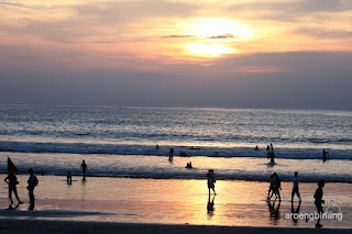 pantai kuta bali