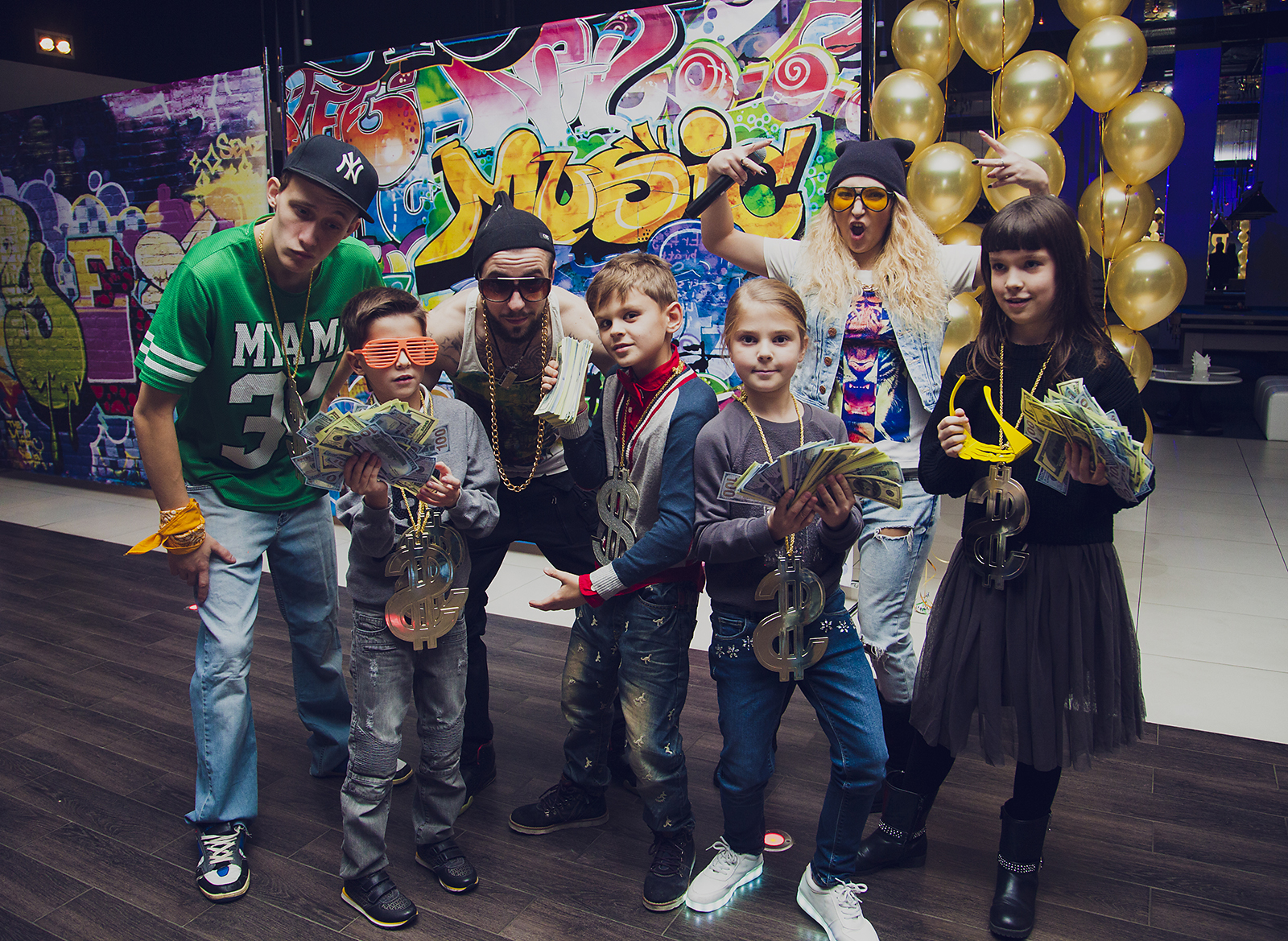 Hip hop 80-х. вечеринка в стиле хип хоп.