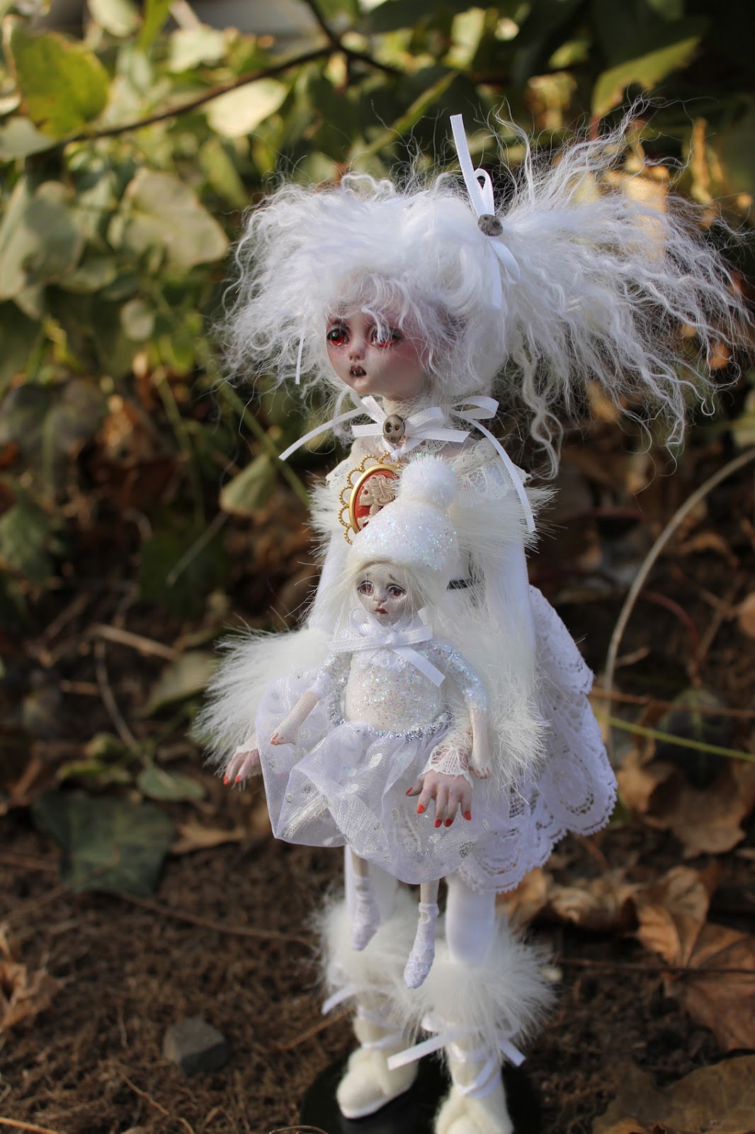 Anne Marie Gibbons Lil' Poes OOAK goth dolls and monsters.: Betty Yeti
