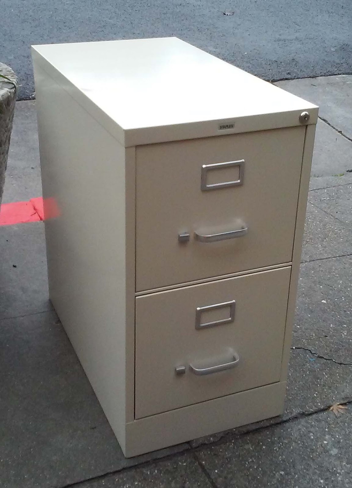 UHURU FURNITURE & COLLECTIBLES SOLD Staples Locking File with